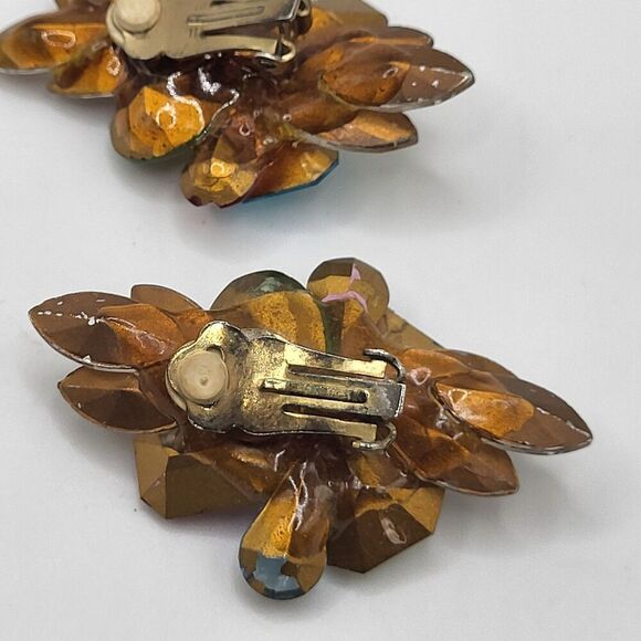 Stunning Crystal Cluster Clip On Earrings 2in - Picture 3 of 3